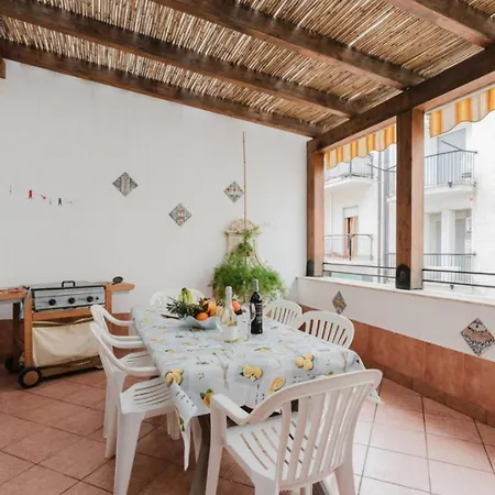 Semesterbostad Casa In Centro Balestrate