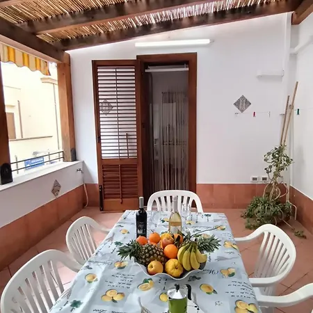 Casa In Centro Hébergement de vacances Balestrate